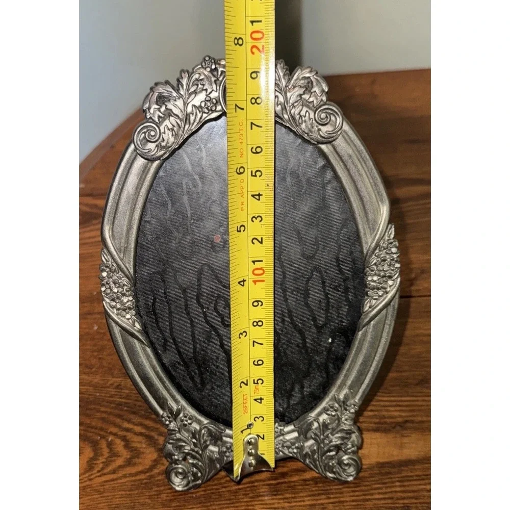 Vtg. Ornate Silver Metal Easel Frame 4 X 6 Oval